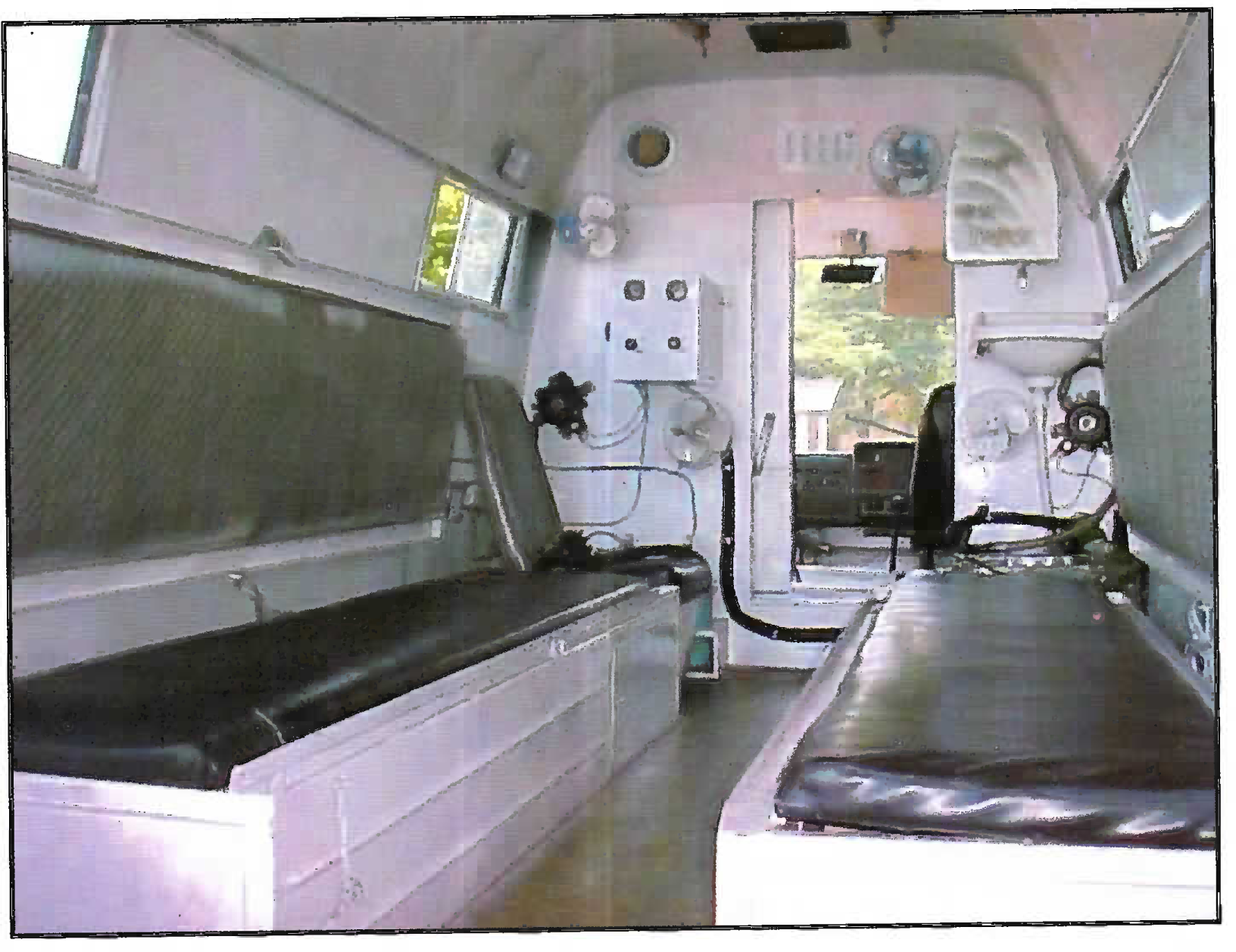 The complete system fitted in the ambulance