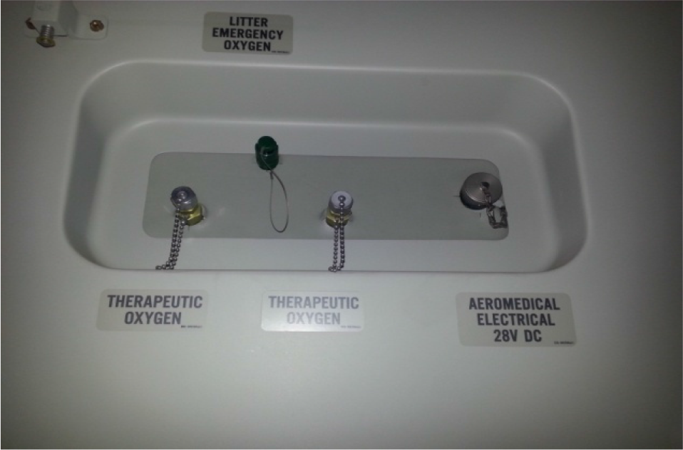Oxygen outlets to supply aeromedical litter stations